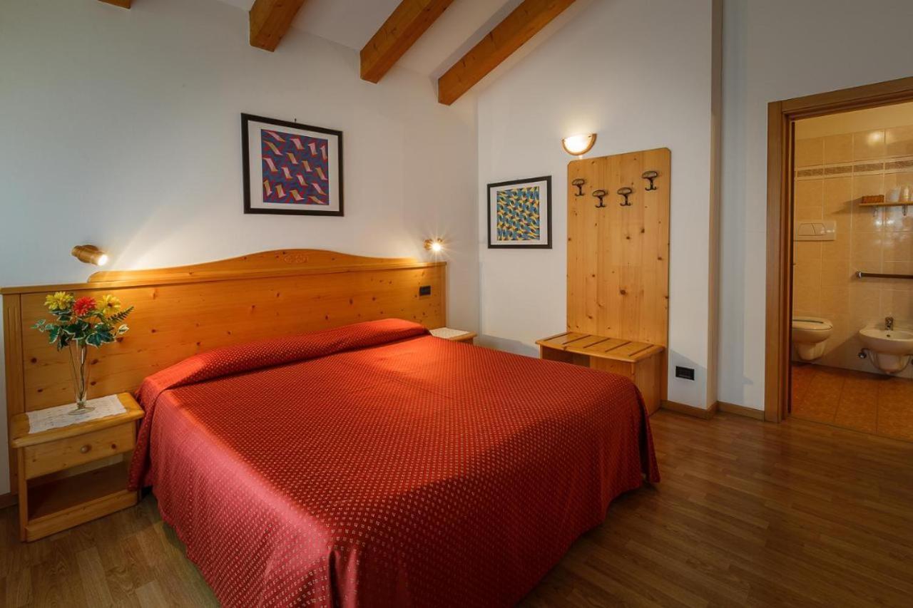 Hotel La Locanda Pinzolo Exterior foto