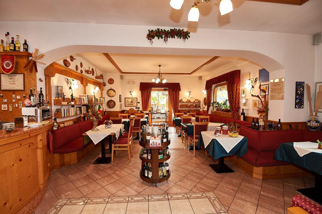 Hotel La Locanda Pinzolo Exterior foto